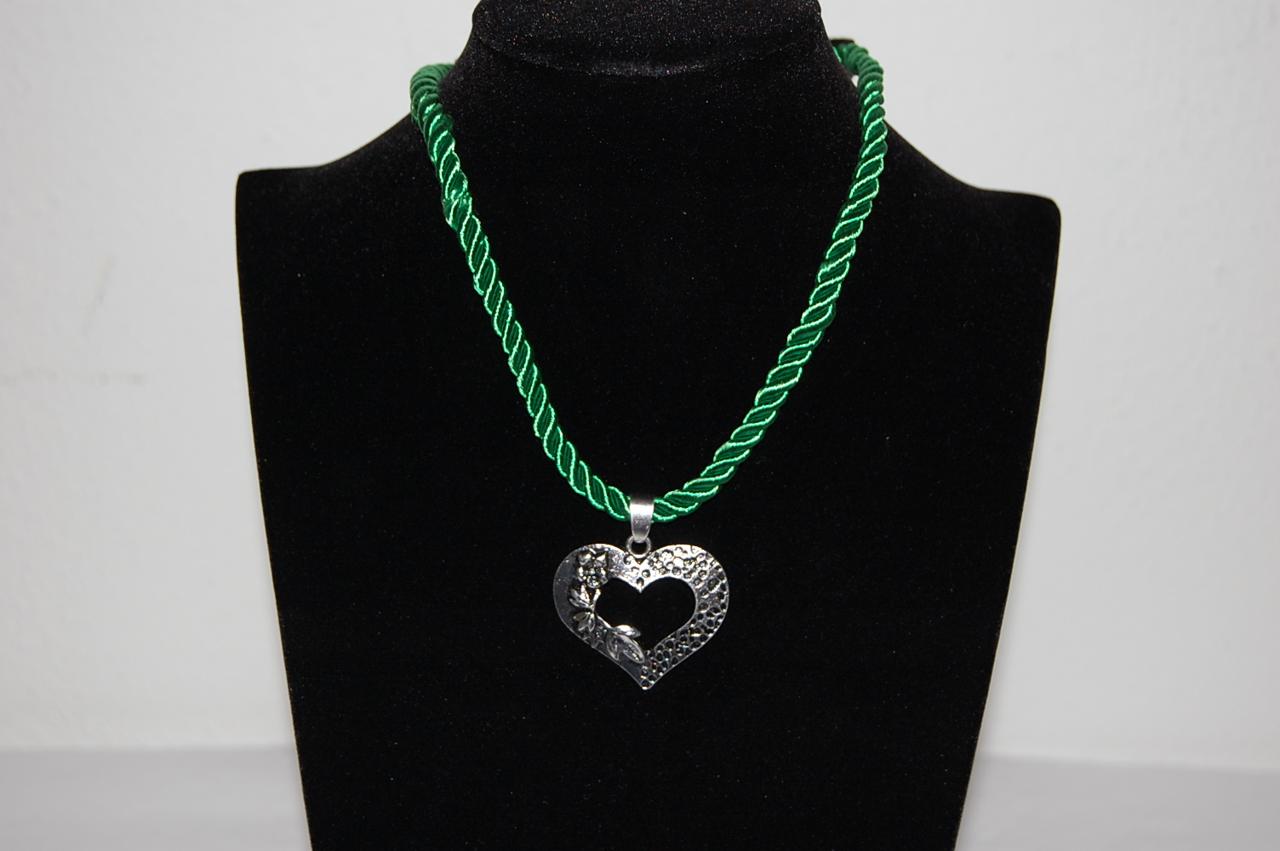 Edelweiss Trachten Kette, Satinband, dunkel grün, mit Herzanhänger