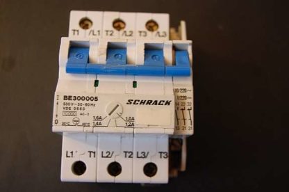 Schrack Motorschtzschalter / Überlastungsschutzschalter BE300005500 V~ 50-60Hz  VDE 0660   Einstellbar von 1,0A - 1,6A