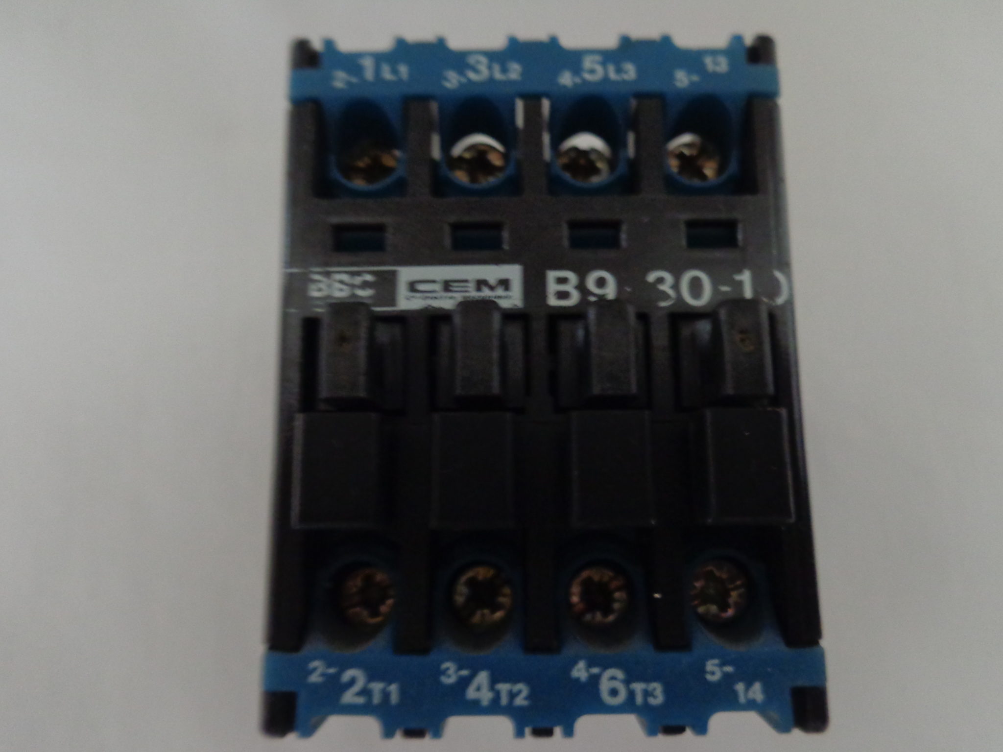 BBC CEM Schütz B9-30-10 – Spule 220V 50Hz / 220-240V 60Hz, Gebraucht