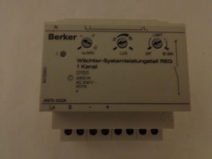 Berker Wächter - Systemleistungsteil 1 Kanal 0155  2300 W AC 230V 50HZ