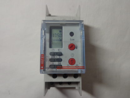 Legrand 003721 MICROLUX 230 V 50-60 HZ Zeitschaltuhr mit Dämmerungschalter