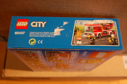 LEGO City 60107 Feuerwehr mit fahrbarer Leiter – Bild 5