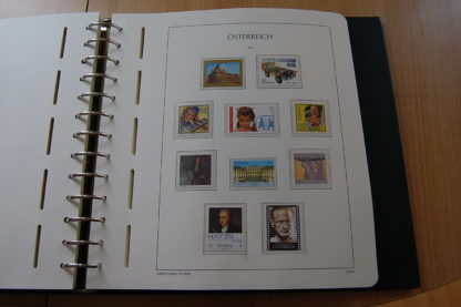 Österreich Briefmarkensammlung Von 2002 - 2012 postfrisch im Vordruckalbum