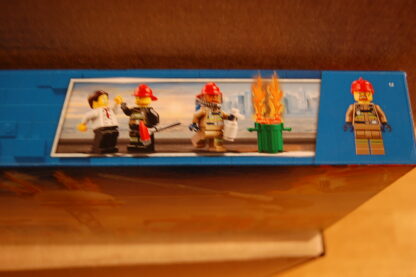 LEGO City 60214 Feuerwehreinsatz im Restaurant – Bild 3
