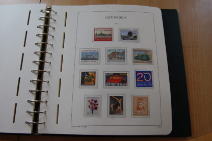 Österreich Briefmarkensammlung Von 2002 - 2012 postfrisch im Vordruckalbum