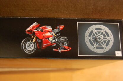 LEGO Technic 42107 Ducati Panigale V4 R – Bild 3