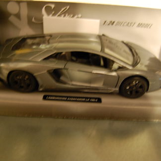 Modellauto Lamborgini Aventador LP-700-4 1:24 Silver Collection