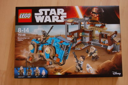 LEGO Star Wars 75148 Encounter on Jakku