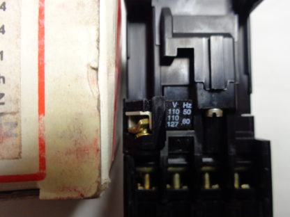 ABB K31E 110V 50Hz / 127V 60Hz Schütz – Bild 2