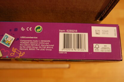 LEGO Friends 41428 Strandhaus mit Tretboot – Bild 3