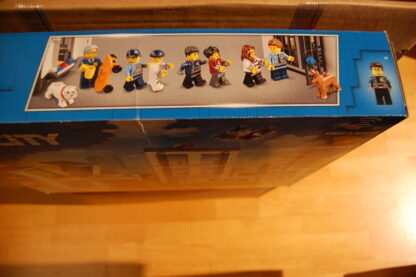LEGO City 60246 Polizeistation – Bild 3