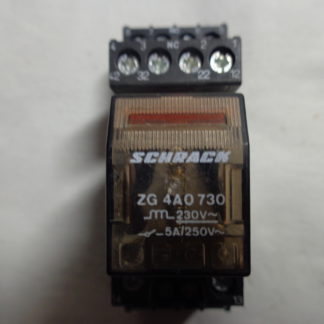 Schrack ZG4A0730 Relais mit Sockel