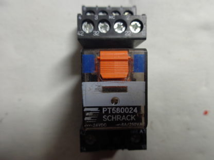 Schrack PT 580024 Relais mit Sockel
