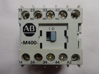 AB Allen Bradley M400 - 700-M400* 230V 50/60HZ Schütz