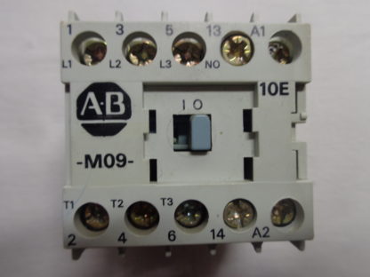 AB Allen-Bradley M09-10E  100-M09N*3 230V 50/60HZ
