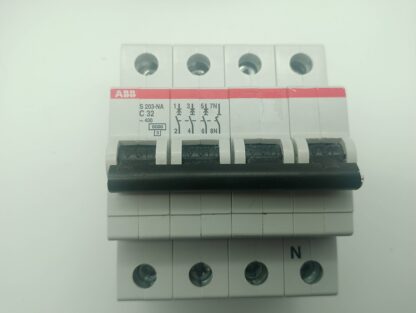 ABB S203-NA C32 Sicherungsautomat 6kA S203-C32NA 2CD s253 103 R0324