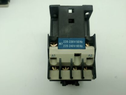 Telemecanique LC1 D09 01 Schütz M7 220-230V/50Hz  220-240V/60Hz – Bild 3