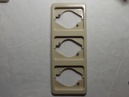 Berker 21473 Modul MB 3fach Rahmen senkrecht creme