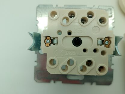 Berker Jalousie Drehschalter 21554 Schalter Rahmen cremeweiß – Bild 4