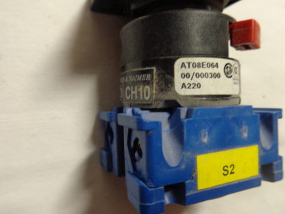 Kraus & Naimer CH10 A220 0 - 1 rastend – Bild 2