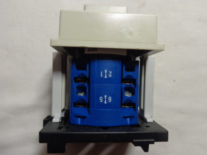 Kraus & Naimer CG8 A202  0 - 1 rastend – Bild 3