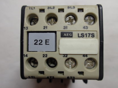 AEG LS17S 22E 910-302-677-00 220V 50 Hz, 255V / 60 Hz Schütz