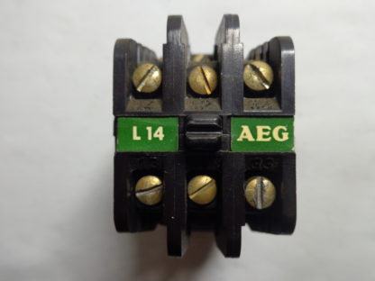 AEG L14.21  910-332-430   220V 50Hz Schütz