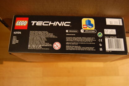 LEGO Technic 42134 Monster Jam Megalodon – Bild 3
