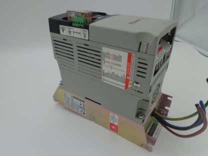 AB Allen Bradley Power Flex 40P 22D-D4P0N104 Frequenzumrichter – Bild 2