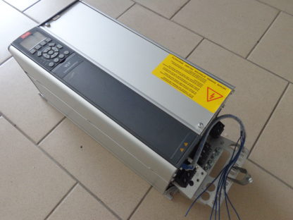 Danfoss FC-302P22KT5E20H1BG 22KW(400V) /30HP (460V) Frequenzumrichter