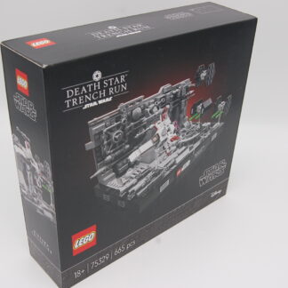 LEGO® Star Wars™ 75329 Death Star™ Trench Run Diorama