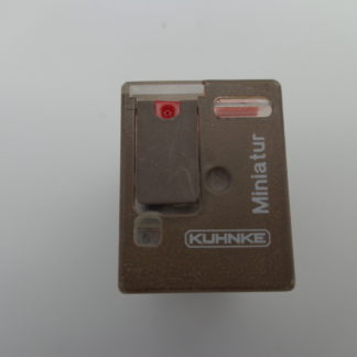 Kuhnke Miniatur 111A4-230VAC1 5A/250V AC