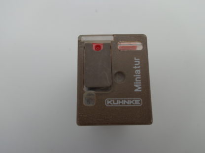 Kuhnke Miniatur 111A4-230VAC1 5A/250V AC