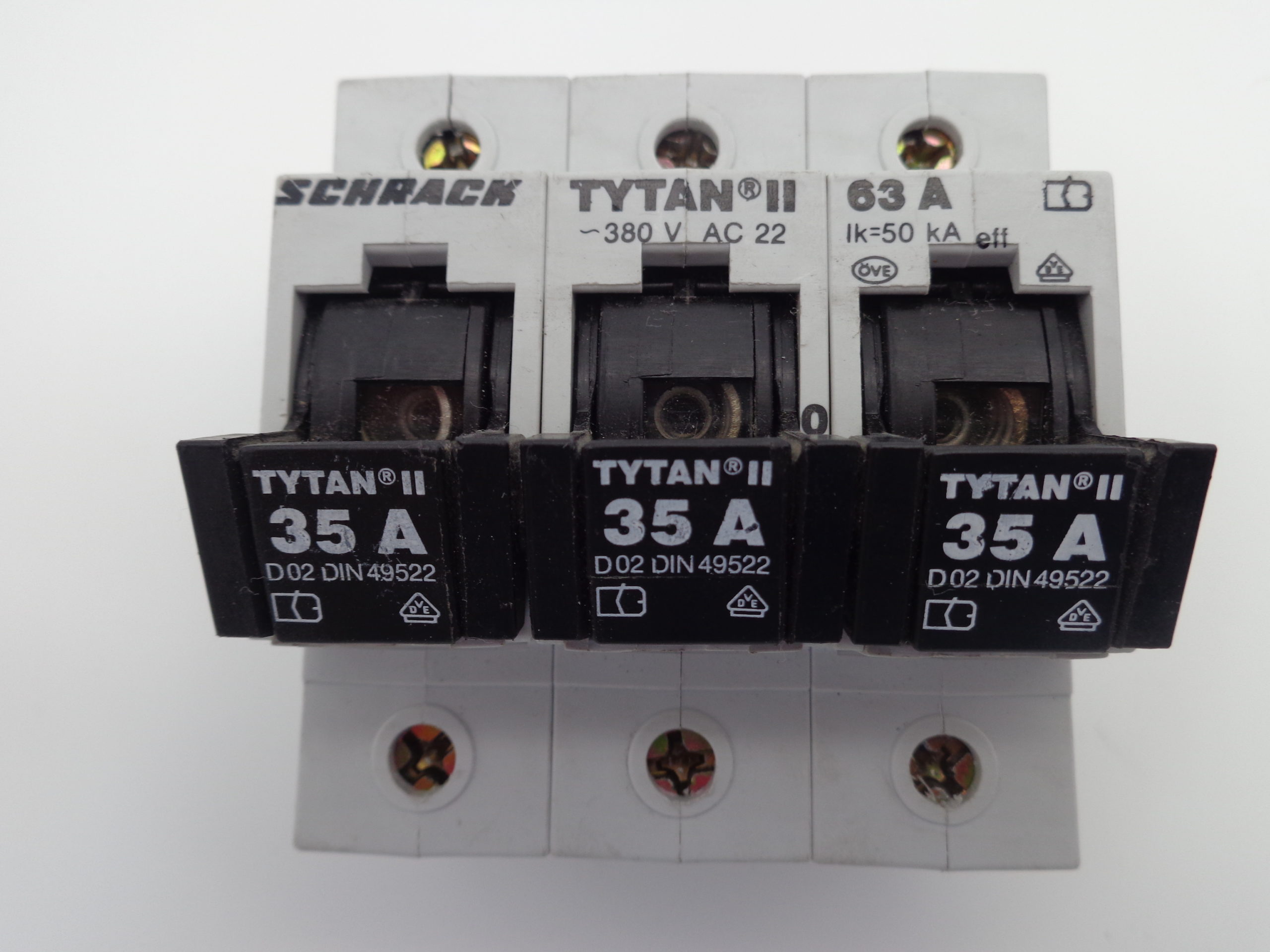 Schrack Tytan II 63A Lasttrennschalter mit 35A Sicherung - Michl's