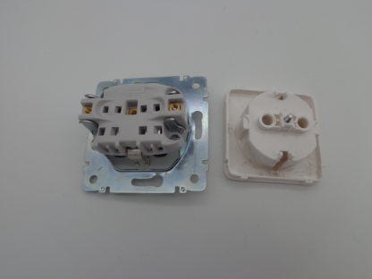Legrand Steckdose ultraweiß – Bild 3