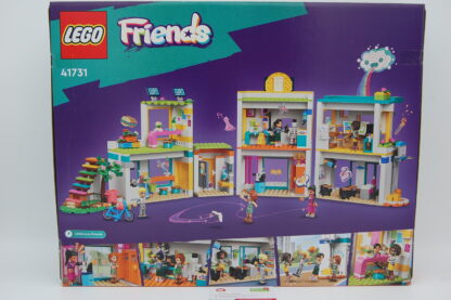 LEGO® Friends 41731 Internationale Schule – Bild 2