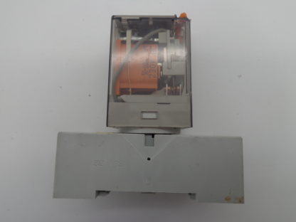 Allen Bradley Cat 700-HA33A03-3-4 Relais mit Sockel – Bild 2