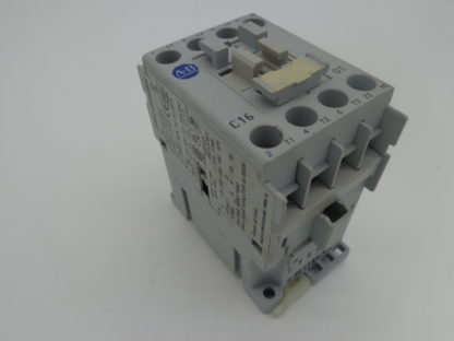 AB Allen Bradley 100-C16*01  B  C16 Schütz 230V 50/60Hz