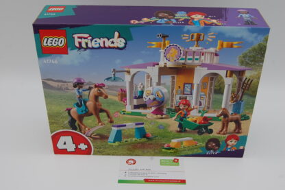 LEGO® Friends 41746 Reitschule