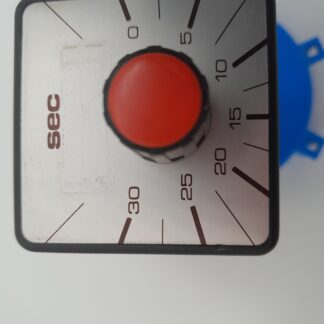 Schrack ZR011031 220V Zeitrelais 0-30 sec.