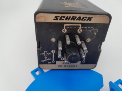 Schrack ZR011051 220V Zeitrelais 0-10 min – Bild 3