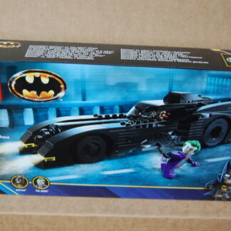 LEGO® DC 76224 - Batmobile™: Batman™ verfolgt den Joker™