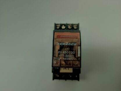 Schrack ZG450730 Relais mit Sockel