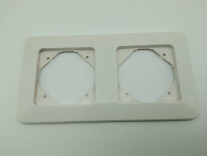 Kopp 30.32 Europa 30.32    25.992.00 2fach Rahmen cremeweiss