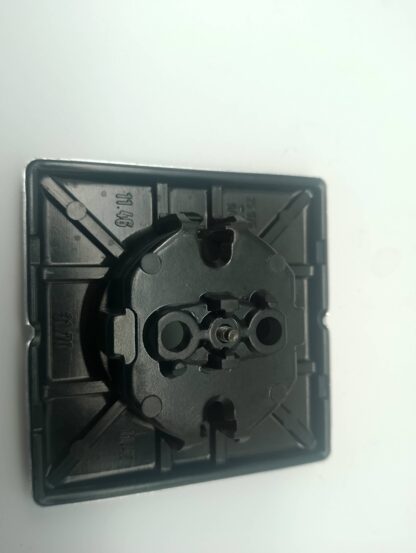 Kopp 25.976 Steckdoseneinsatz, Zentralstück, silberfarben, Metall – Bild 2