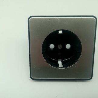 Legrand 51209 Diplomat Steckdoseneinsatz, Zentralstück, silberfarben, Metall