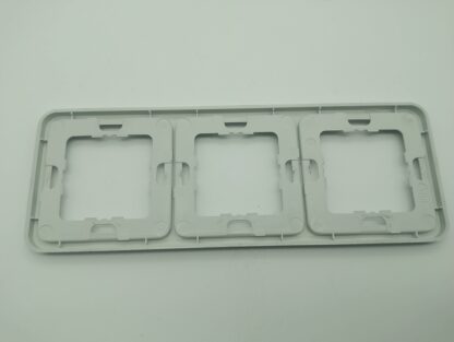 Siemens 5TG1..... Delta 3fach Rahmen hellgrau – Bild 2