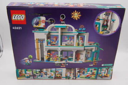 LEGO Friends 42621 Heartlake City Krankenhaus – Bild 2