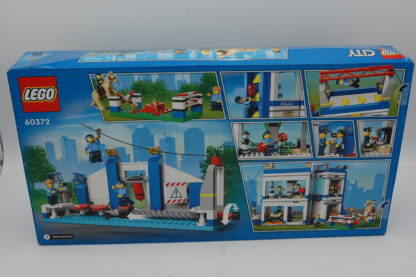 Lego City 60372 Polizeischule – Bild 2