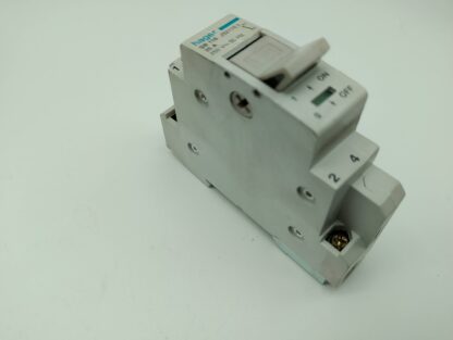 Hager SB116 25A 250V  50Hz  552116 3 Trennschalter – Bild 2